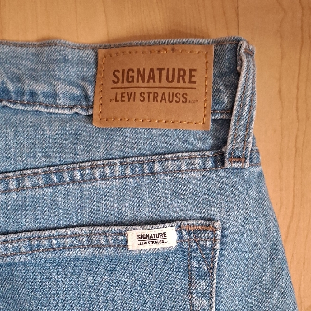 Signature by Levi Strauss Blue Denim Pencil Skirt Size 8 - Picture 4 of 10